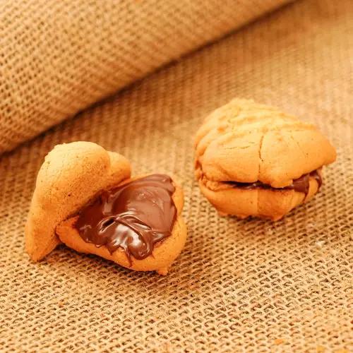 Chocolate Petit four بيتيفور الشكولا